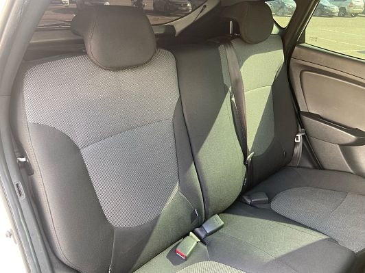 Hyundai Solaris Active, 2013 года, пробег 285000 км