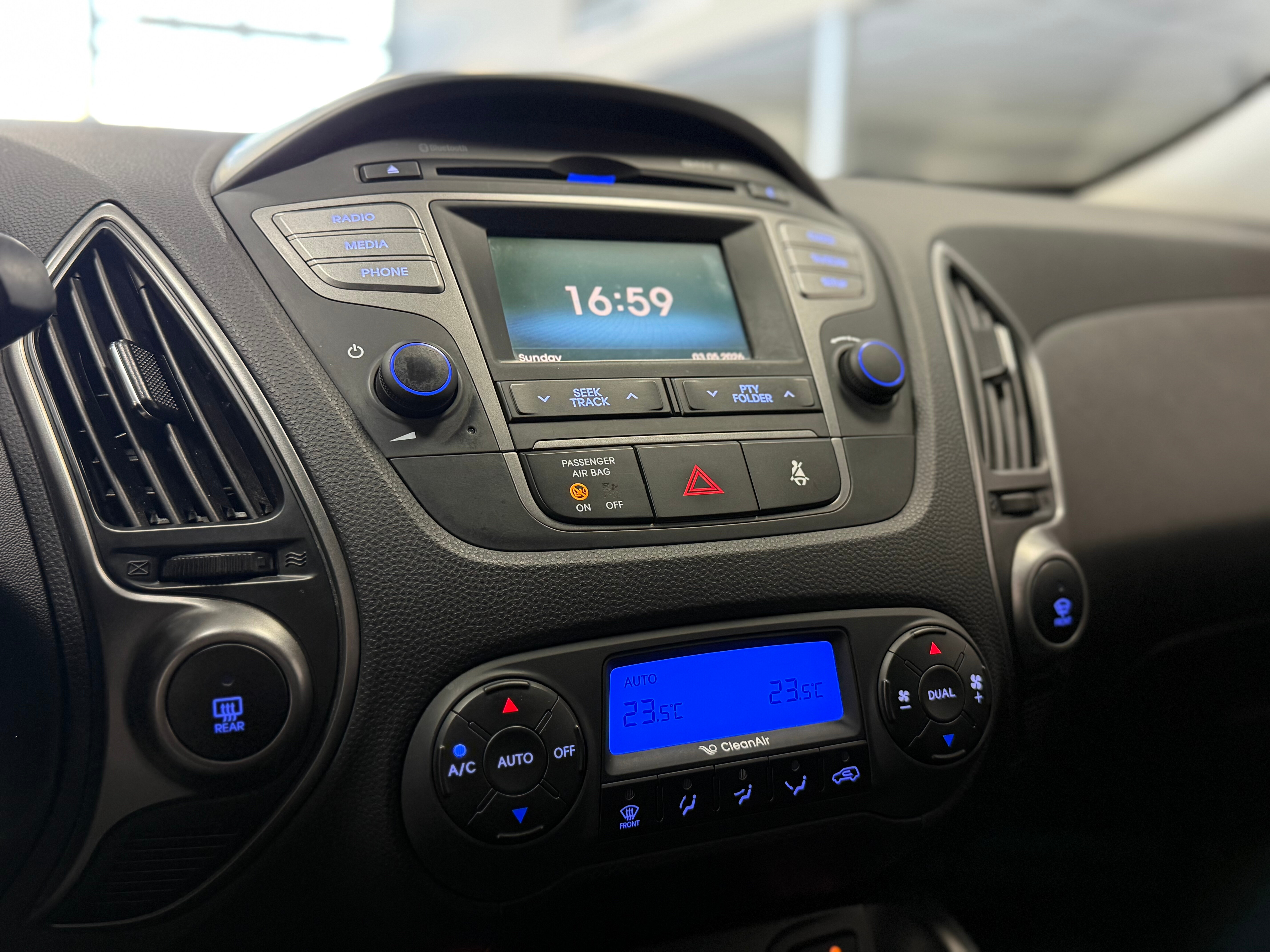 Hyundai ix35 Comfort, 2014 года, пробег 100200 км