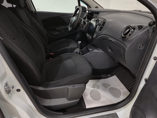 Renault Kaptur Drive, 2017 года, пробег 163337 км