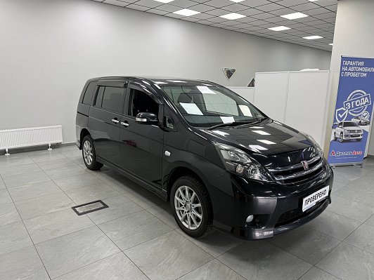 Toyota ISis, 2010 года, пробег 184838 км