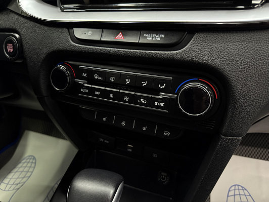 Kia Ceed Prestige, 2021 года, пробег 65706 км