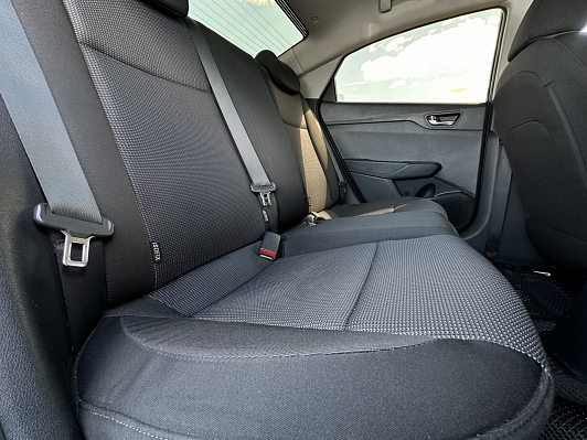 Hyundai Solaris Comfort + Light + Winter, 2021 года, пробег 136503 км