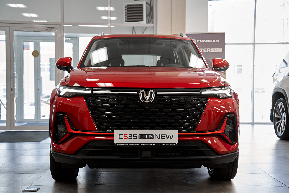 Changan CS35 Plus Техно, серебряный