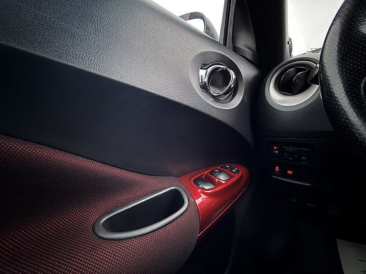 Nissan Juke SV2, 2014 года, пробег 137100 км