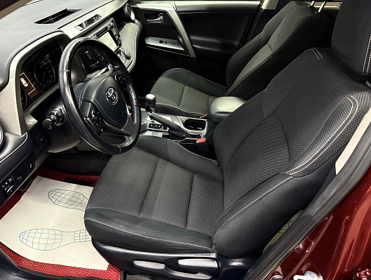 Toyota RAV4, 2016 года, пробег 150034 км