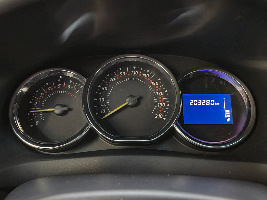 Renault Sandero, 2016 года, пробег 203270 км