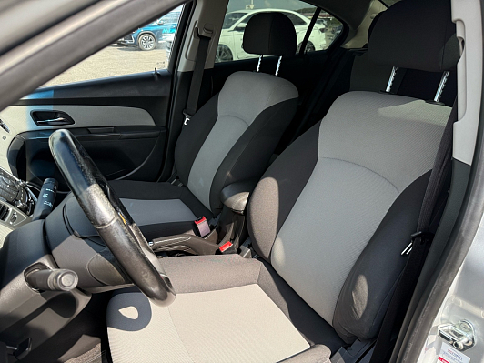 Chevrolet Cruze LS, 2012 года, пробег 197500 км