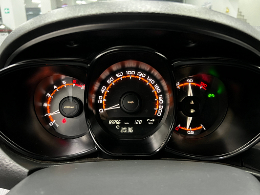 Lada (ВАЗ) Vesta Luxe, 2019 года, пробег 89234 км