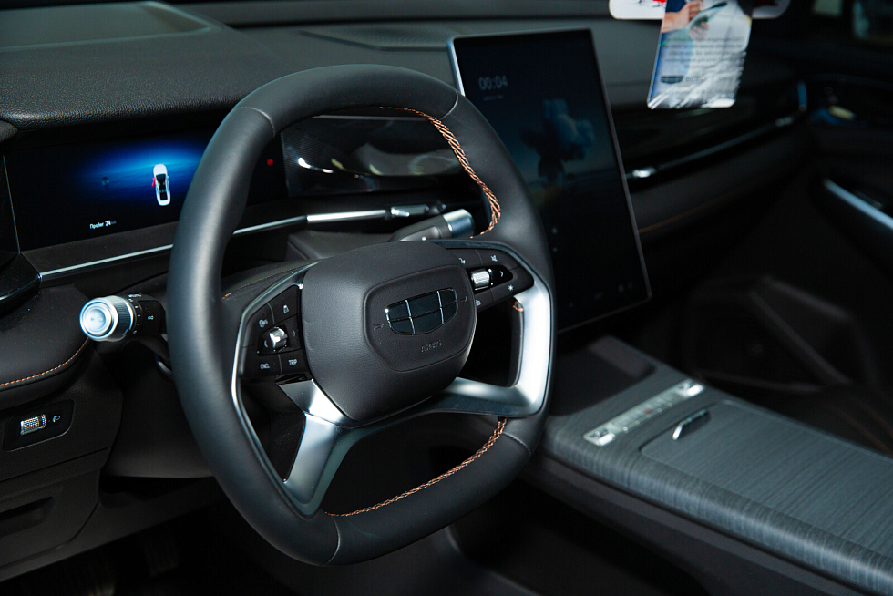 Geely Preface Люкс, белый