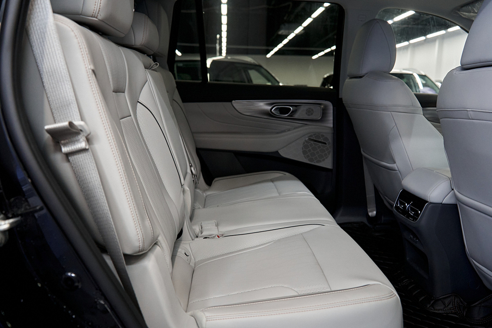 GAC GS8 GL (5 мест), черный