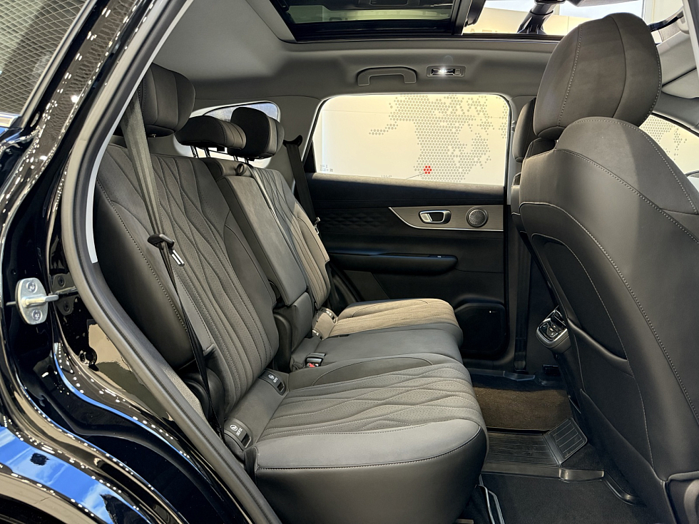 Tenet T8 Ультра 4WD, черный