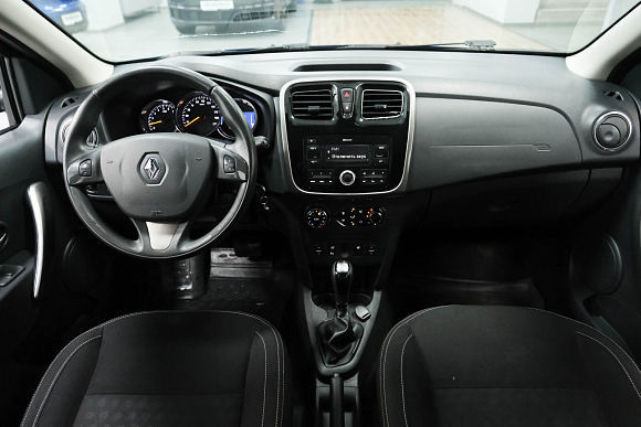 Renault Sandero Privilege, 2017 года, пробег 121000 км