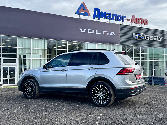 Volkswagen Tiguan Respect Plus, 2021 года, пробег 77800 км