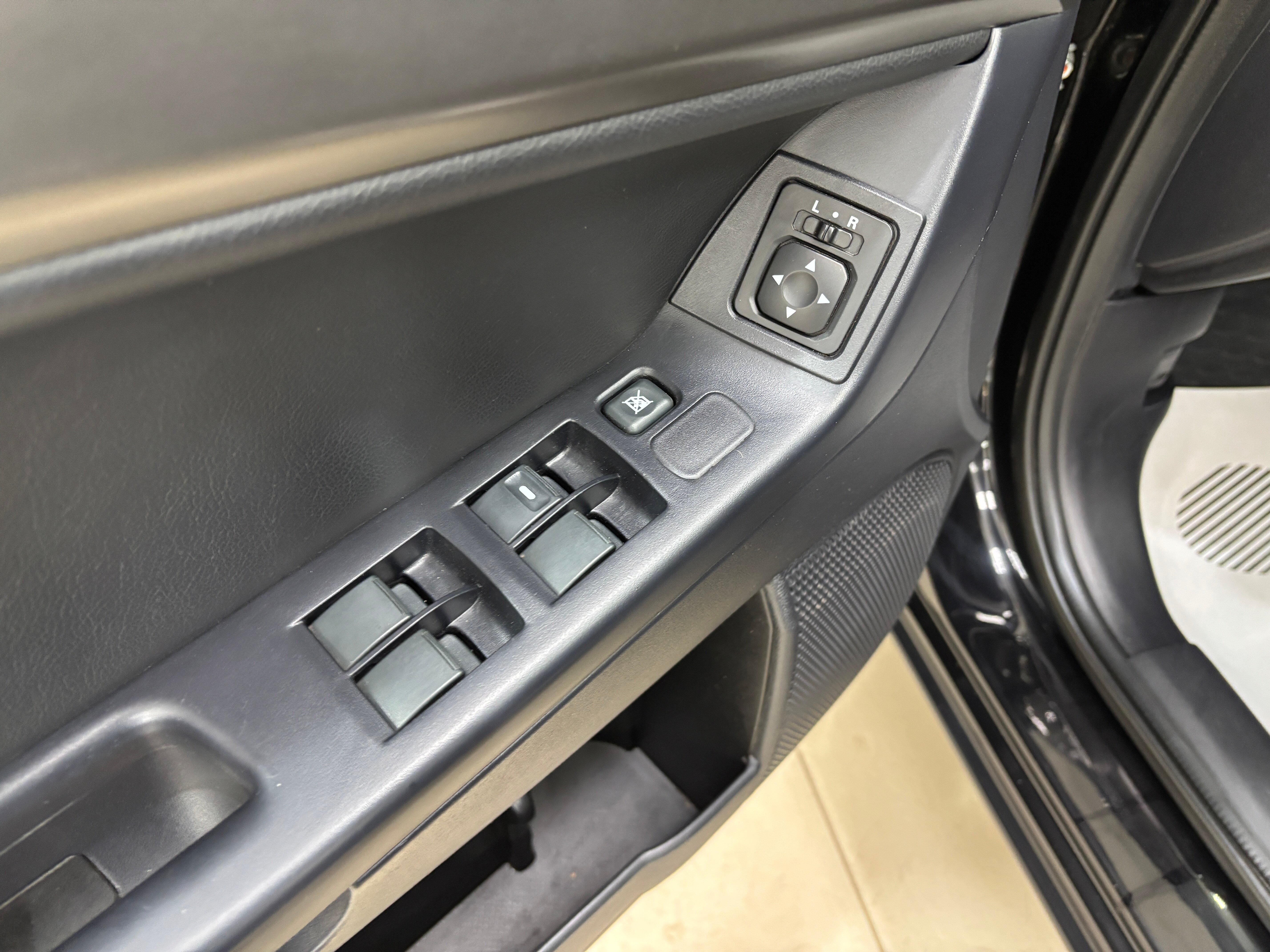 Mitsubishi Lancer Intense, 2012 года, пробег 139997 км