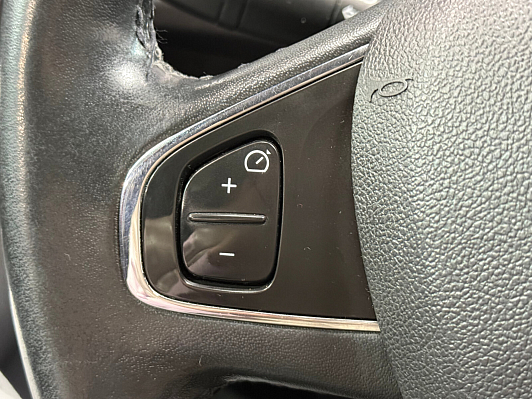 Renault Kaptur Life, 2017 года, пробег 94624 км