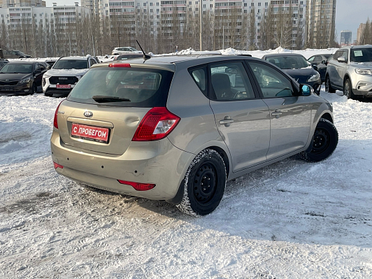 Kia Ceed, 2010 года, пробег 233000 км