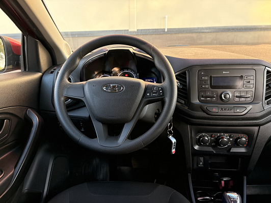 Lada (ВАЗ) XRAY Comfort, 2018 года, пробег 32200 км