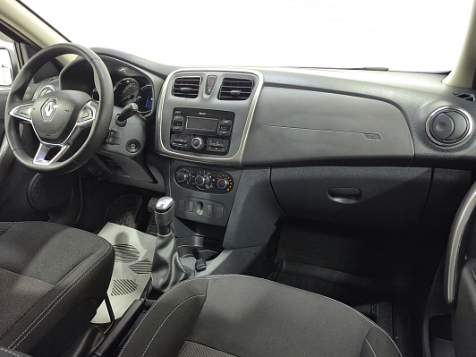 Renault Logan Stepway Life, 2020 года, пробег 43500 км
