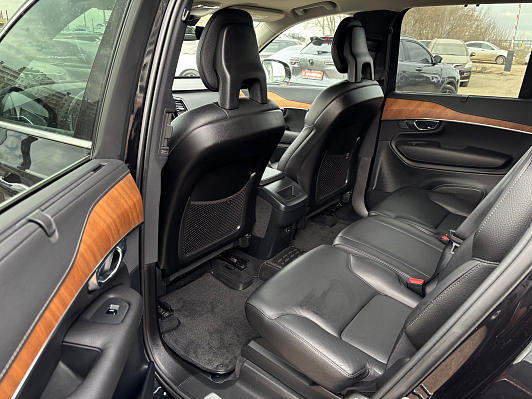 Volvo XC90 R-Design, 2020 года, пробег 80700 км