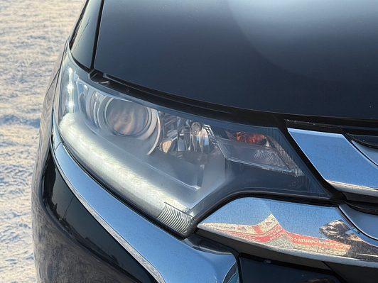 Mitsubishi Outlander Instyle, 2015 года, пробег 195496 км