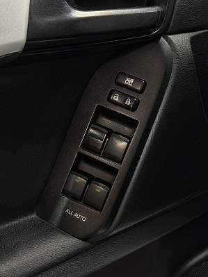 Toyota Land Cruiser Prado, 2013 года, пробег 307000 км