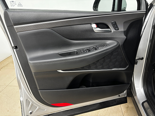 Hyundai Santa Fe High-Tech, 2019 года, пробег 118804 км