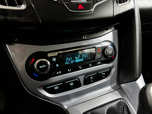 Ford Focus Titanium, 2011 года, пробег 159295 км