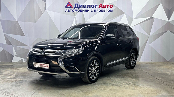 Mitsubishi Outlander Instyle, 2016 года, пробег 206200 км
