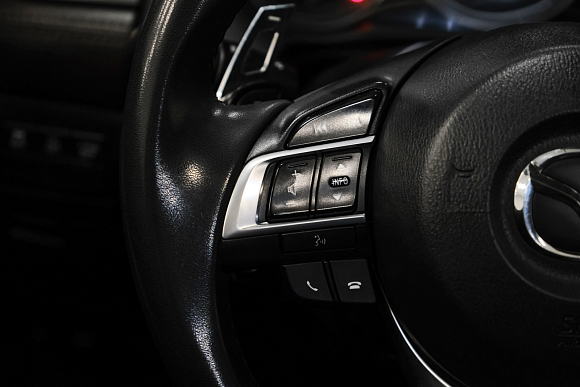 Mazda 6 Supreme, 2015 года, пробег 270000 км