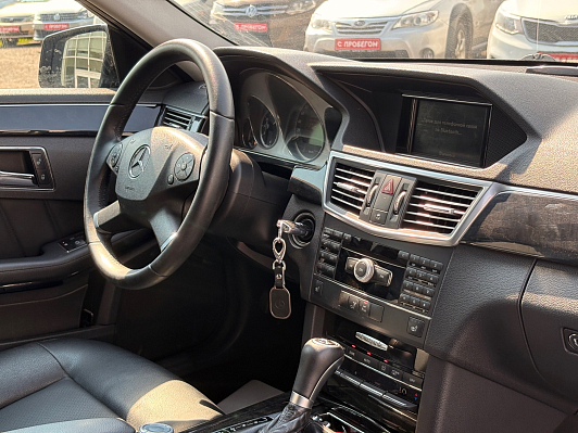 Mercedes-Benz E-Класс, 2010 года, пробег 251538 км