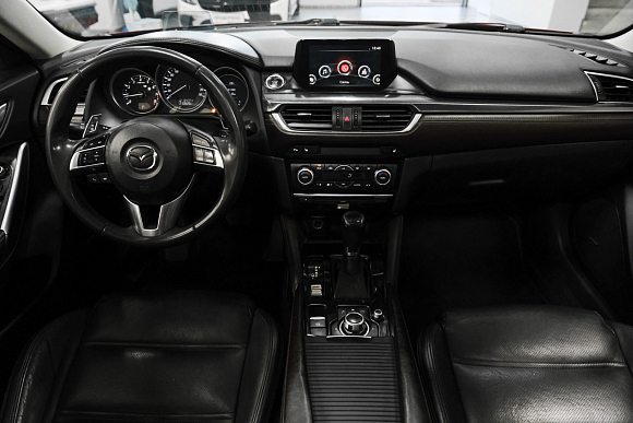 Mazda 6 Supreme, 2015 года, пробег 270000 км