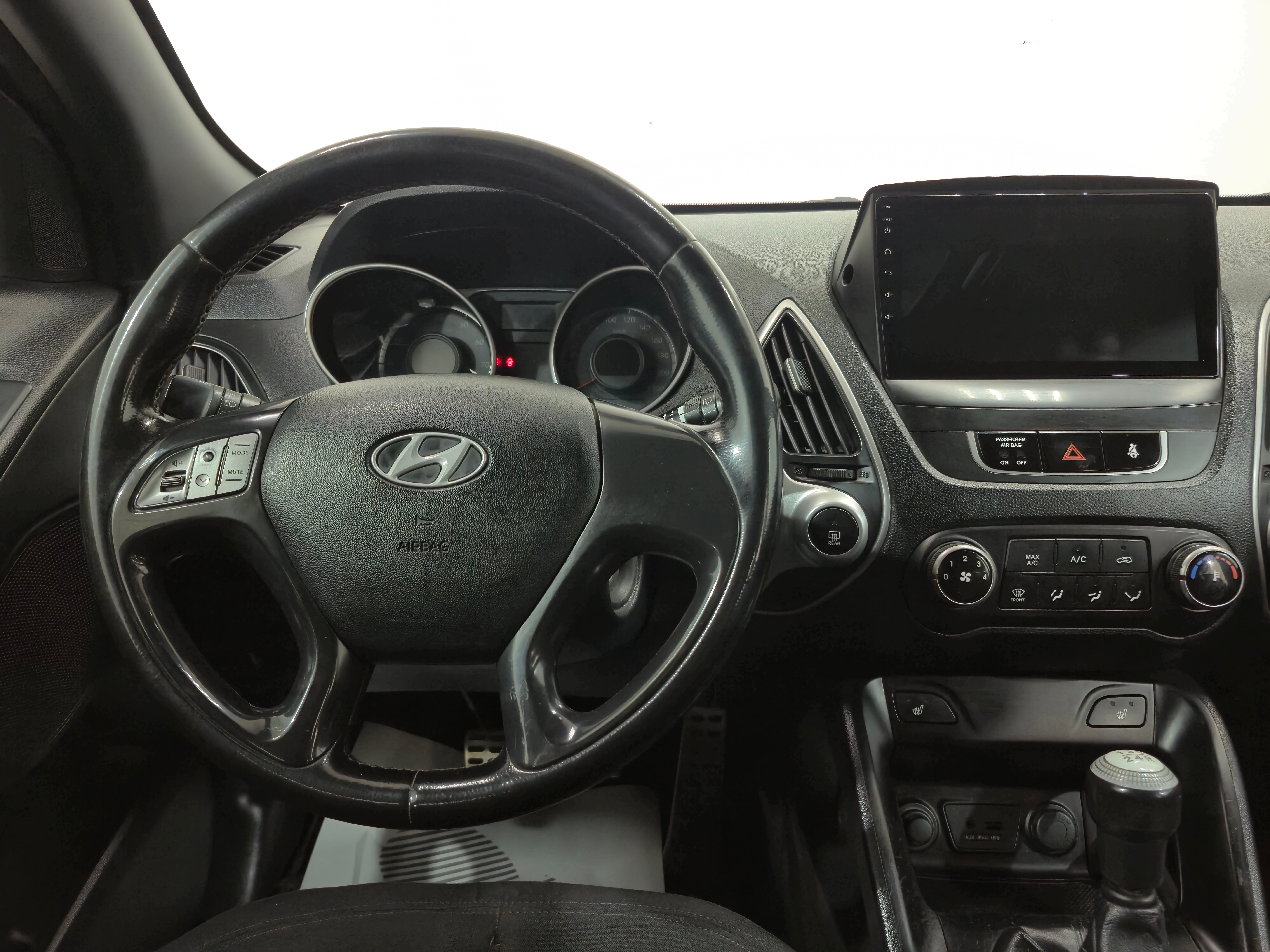 Hyundai ix35 Start, 2010 года, пробег 267930 км