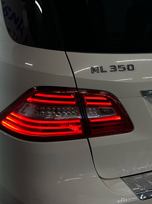 Mercedes-Benz M-Класс, 2011 года, пробег 313000 км