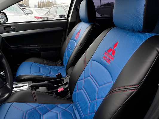 Mitsubishi Lancer, 2010 года, пробег 165499 км