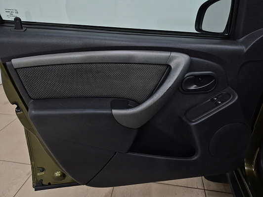 Renault Duster Expression, 2015 года, пробег 195067 км