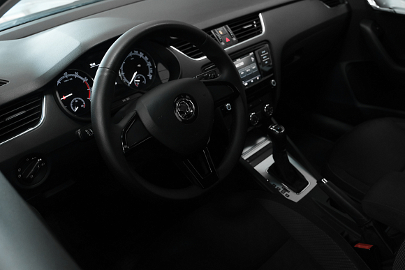 Skoda Octavia, 2018 года, пробег 200535 км