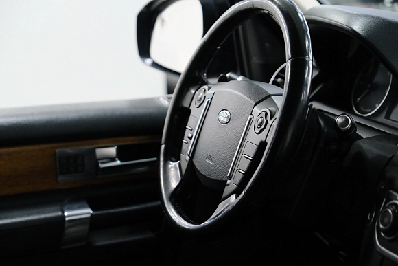 Land Rover Discovery HSE, 2014 года, пробег 163000 км