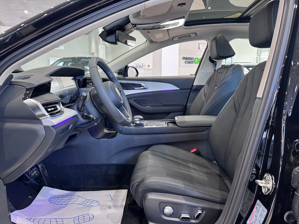 Hongqi H5 Делюкс Плюс (Deluxe+), черный