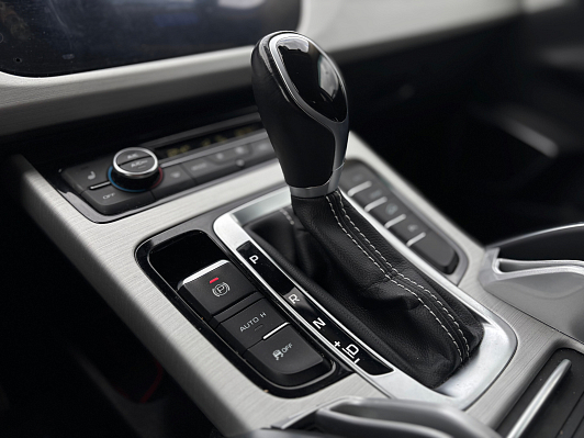 Geely Atlas Luxury, 2021 года, пробег 71600 км