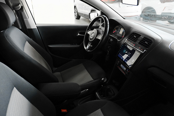 Volkswagen Polo, 2015 года, пробег 113000 км