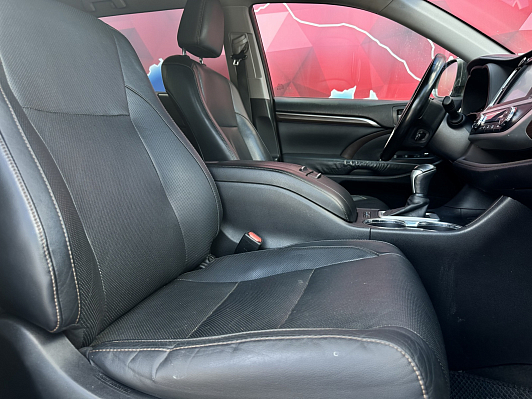 Toyota Highlander Люкс, 2014 года, пробег 166000 км