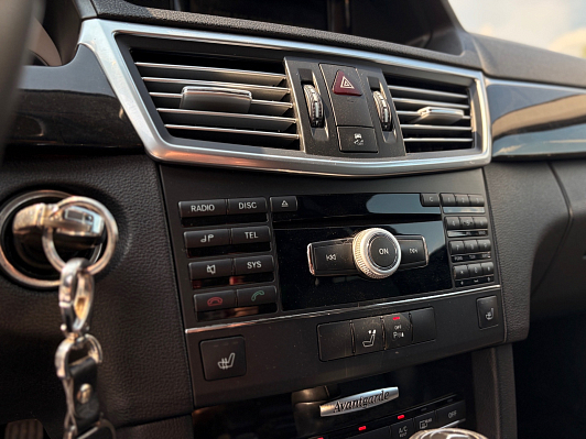 Mercedes-Benz E-Класс, 2010 года, пробег 251538 км