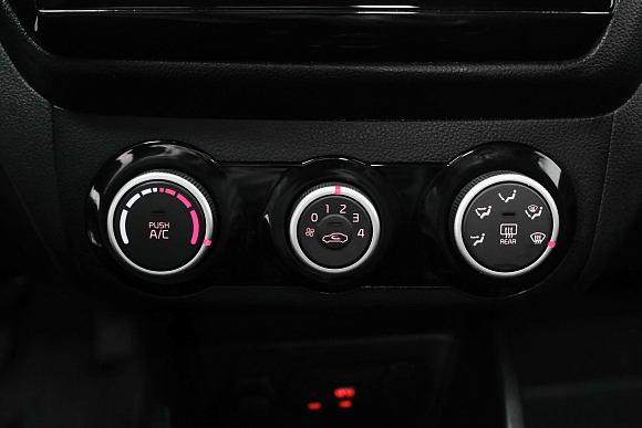 Kia Rio Comfort Аудио, 2015 года, пробег 179000 км