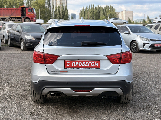 Lada (ВАЗ) Vesta Luxe Multimedia, 2019 года, пробег 98000 км