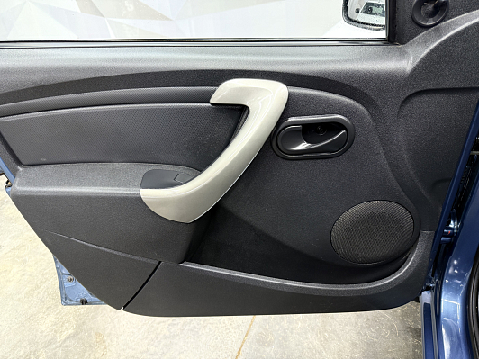 Renault Sandero Authentique, 2012 года, пробег 184439 км