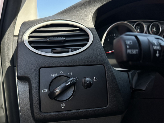 Ford Focus Comfort, 2009 года, пробег 200000 км