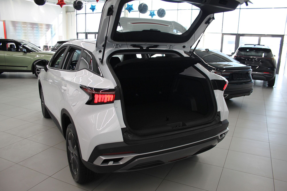 Omoda C5 , белый