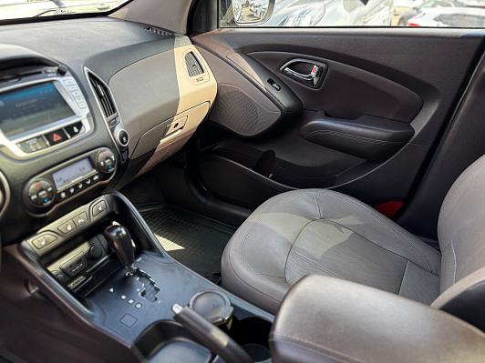 Hyundai ix35 Prestige, 2012 года, пробег 146428 км