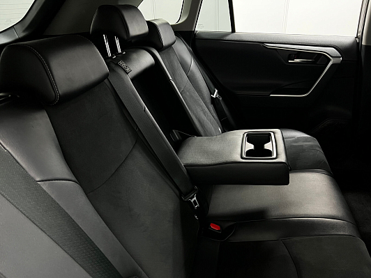 Toyota RAV4 Style, 2021 года, пробег 77492 км