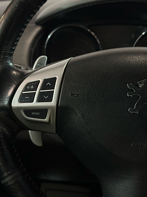 Peugeot 4007 Allure, 2011 года, пробег 159000 км